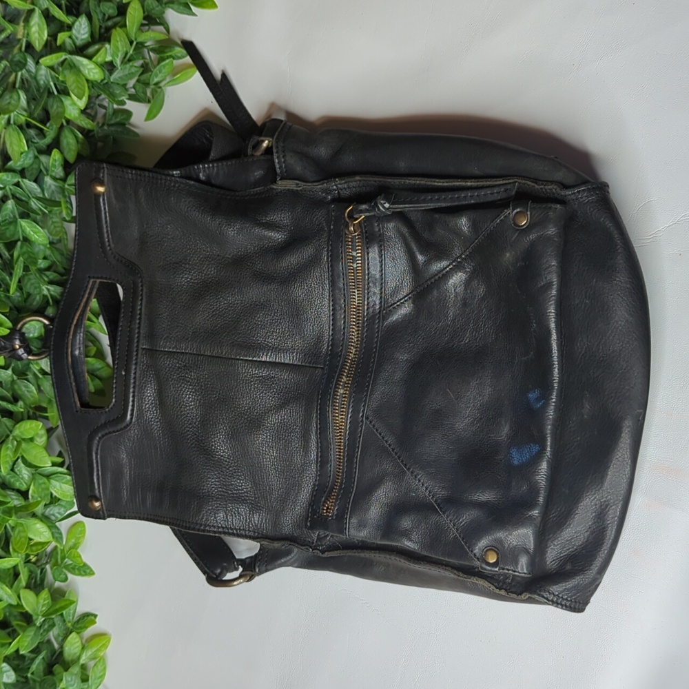 Lucky Brand black leather Abbey Road foldover bag - Picture 2 of 16